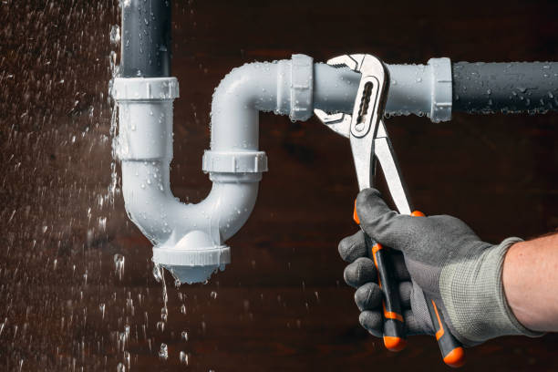 Professional Emergency Plumber technician working in Chesterhill, OH